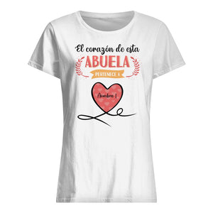 Personalizar Camisetas Para Abuela | Personalizado Regalos Para Abuela |	
El Corazón De Esta Abuela Pertenece a