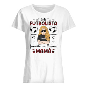 Personnalisez des T-shirts pour maman | Cadeau personnalisé pour la mère | Mes joueurs de football préférés m'appellent maman/grand-mère