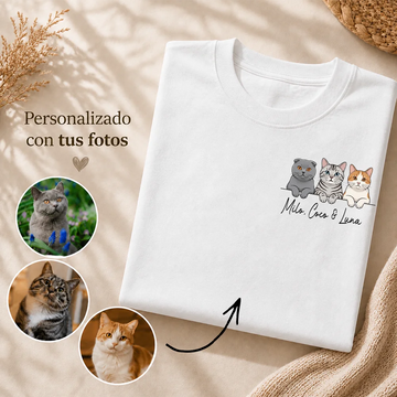 Camiseta Personalizada con Retrato Cartoon de tus Gatos en el Pecho